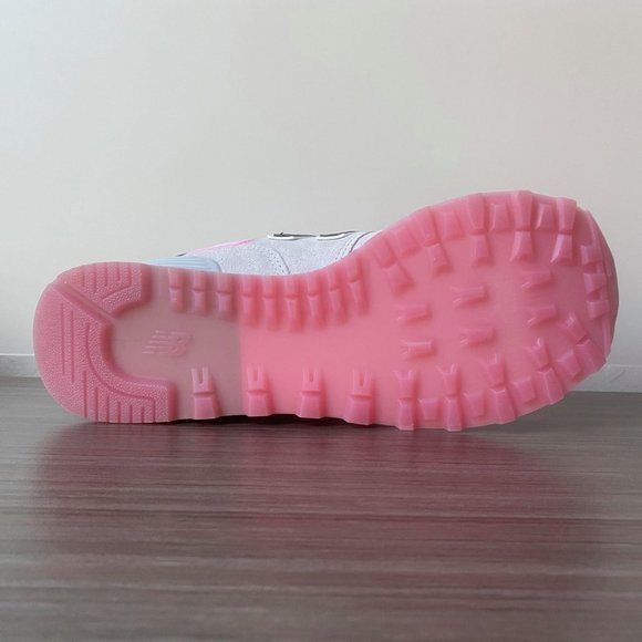 New Balance 574 Sneakers Women's Shoes WL574SAT - Picture 11 of 16